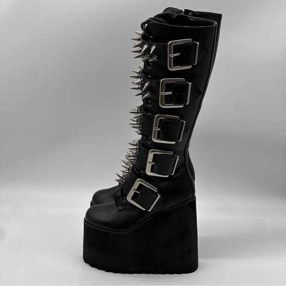 Widow Appetite for destruction Spiked Studded Platform Boot. Size 5 - Picture 9 of 9